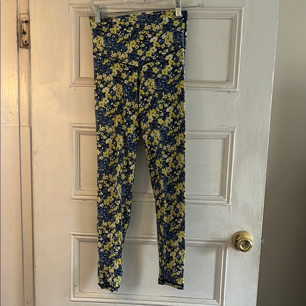 Aerie real me Blue and Yellow Floral Leggings